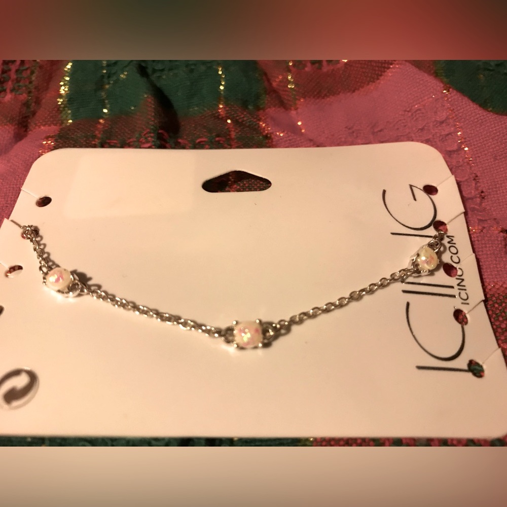 Bracelet